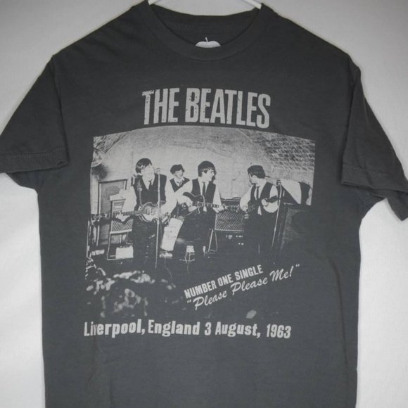 The Beatles Liverpool England Tee Size Small - Picture 1 of 3